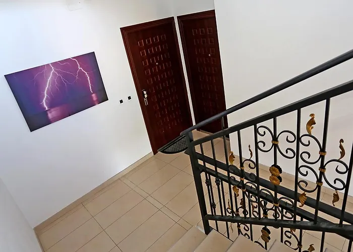 아파트 Lovely With Beautiful Pool 프리모스턴