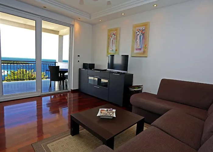 Lovely With Beautiful Pool